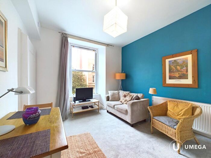 1 Bedroom Apartment To Rent In Albert Street, Leith, Edinburgh, EH7