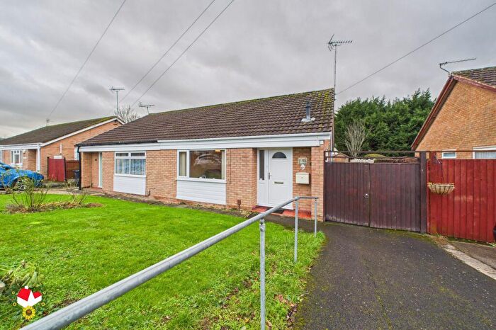 2 Bedroom Semi-Detached Bungalow For Sale In Badger Close, Abbeydale, Gloucester, GL4