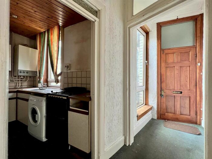 2 Bedroom Flat For Sale In Union Street, Larkhall, ML9