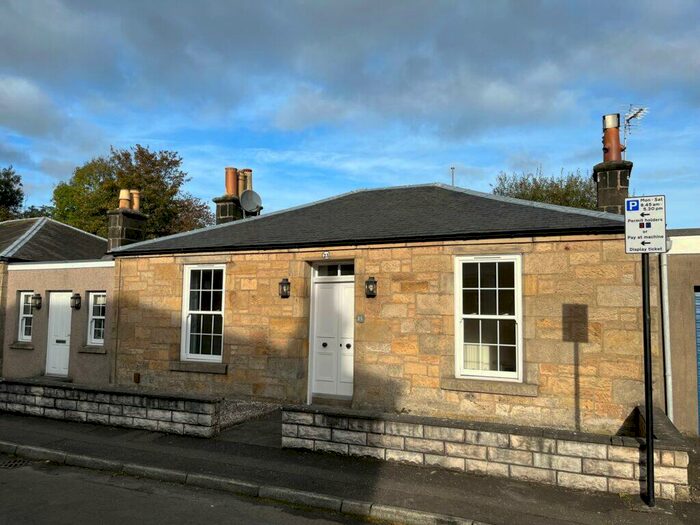 2 Bedroom Terraced Bungalow To Rent In Nelson Place, Stirling, FK7