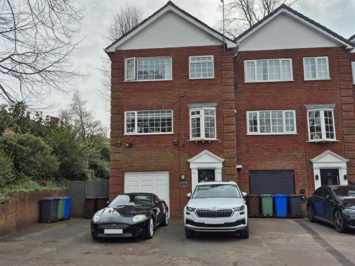 4 Bedroom Town House To Rent In Hamilton Mews, St Anns Road, Prestwich, M25