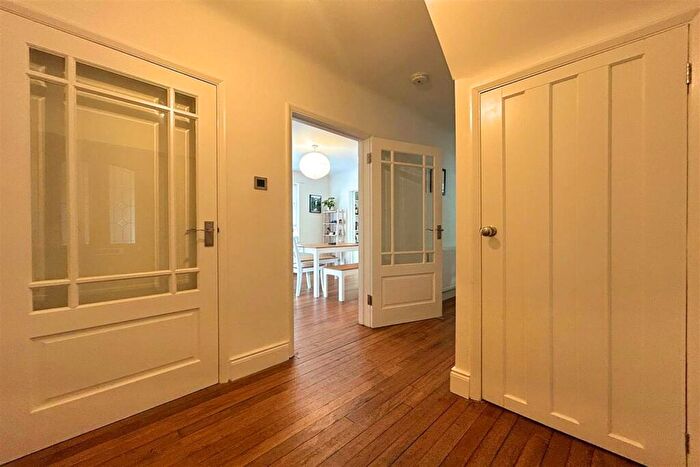 4 Bedroom Detached House For Sale In Broad Road, Sale, M33