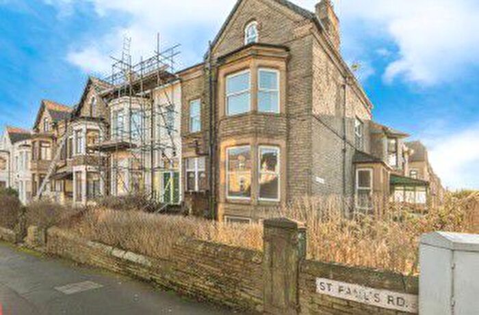 7 Bedroom Semi Detached House For Sale In St. Pauls Road, Manningham, Bradford, BD8
