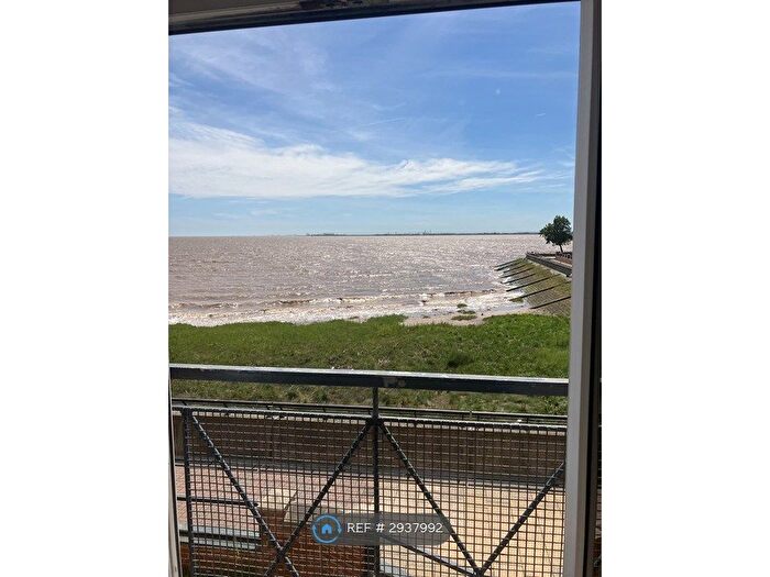 2 Bedroom Flat To Rent In Plimsoll Way, Hull, HU9