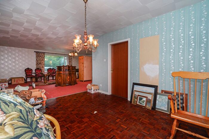 4 Bedroom Detached House For Sale In Lyman Drive, Wishaw, ML2