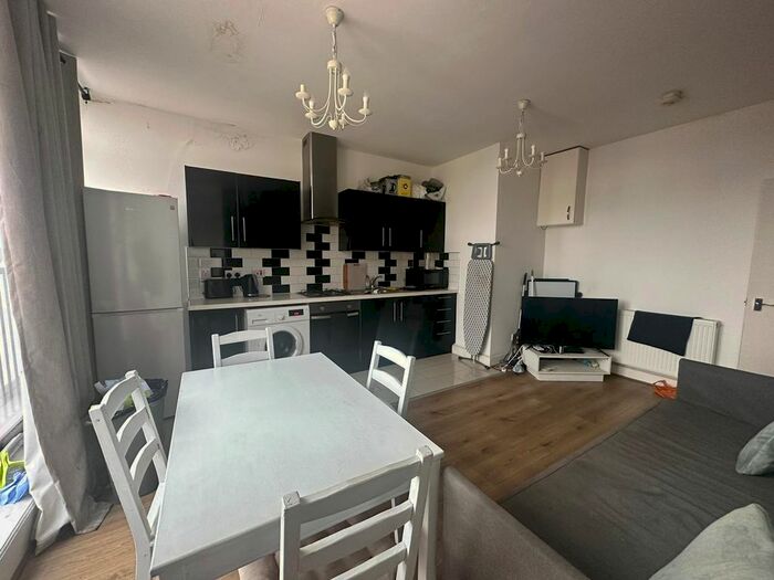 Studio To Rent In D Caxton Road, Wimbledon, SW19