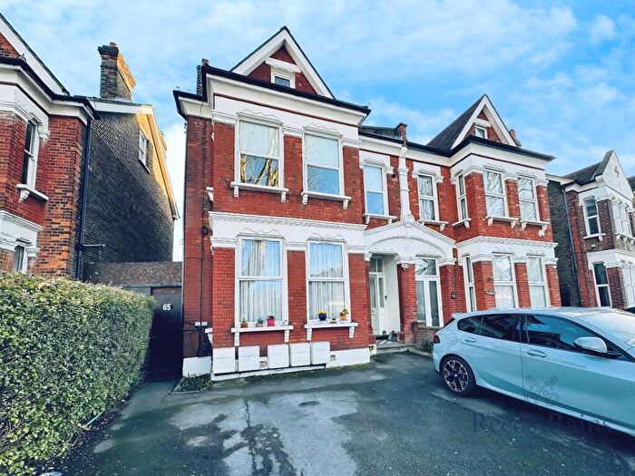 1 Bedroom Apartment For Sale In Canadian Avenue, London, SE6