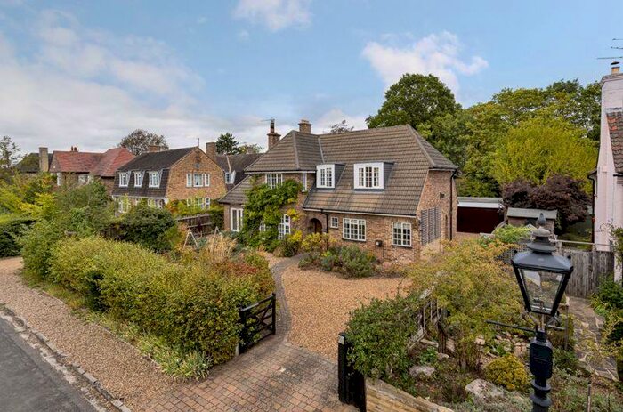 4 Bedroom Detached House To Rent In Millington Road, Newnham, Cambridge, CB3