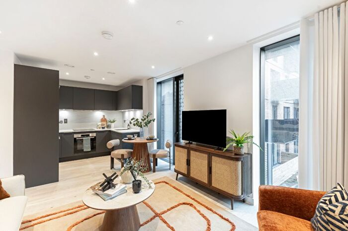 1 Bedroom Flat For Sale In Prime Point, Greenwich, SE10