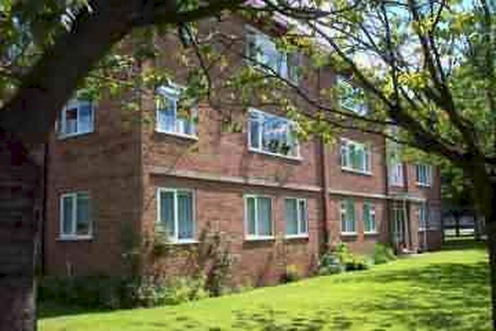 1 Bedroom Flat To Rent In Garrard Gardens, Sutton Coldfield B73