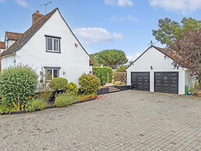 4 Bedroom Link Detached House For Sale In Tollesbury Road, Tolleshunt D'Arcy, CM9