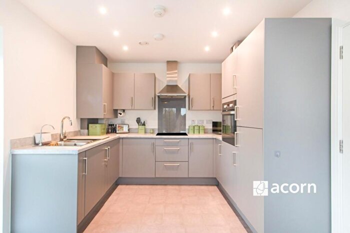 2 Bedroom Flat To Rent In Cresswell Road Swanscombe, DA10