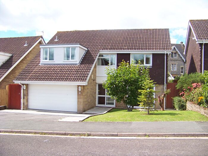 4 Bedroom Detached House To Rent In St Peters Avenue, Weston-Super-Mare, BS23
