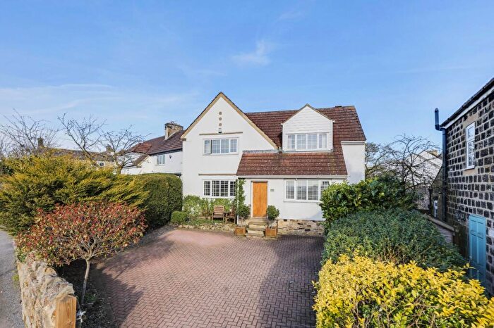 4 Bedroom End Of Terrace House For Sale In West End Lane, Horsforth, Leeds, West Yorkshire, LS18