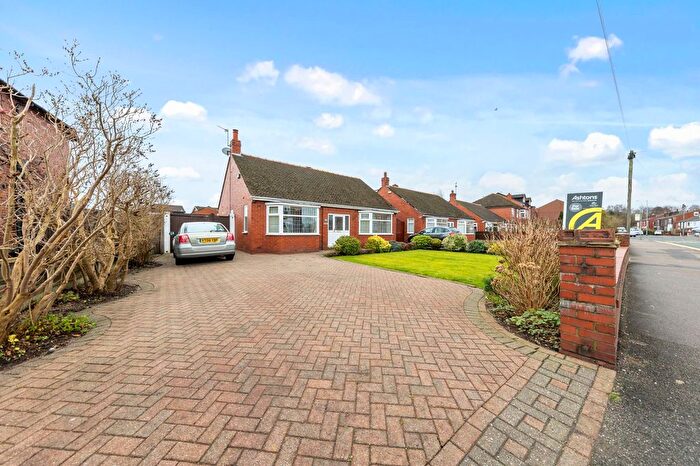 3 Bedroom Detached House For Sale In Newton Road, Lowton, WA3