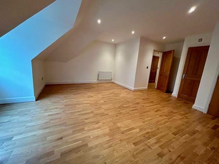 2 Bedroom Apartment To Rent In Middle Gordon Road, Camberley, GU15