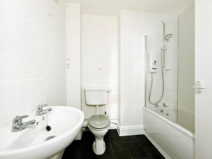 1 Bedroom Flat For Sale In Flat, Hills Court, Ryde., PO33