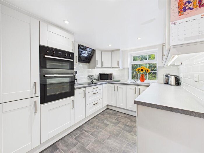 2 Bedroom Bungalow For Sale In Walkley Bank Road, Sheffield, S6