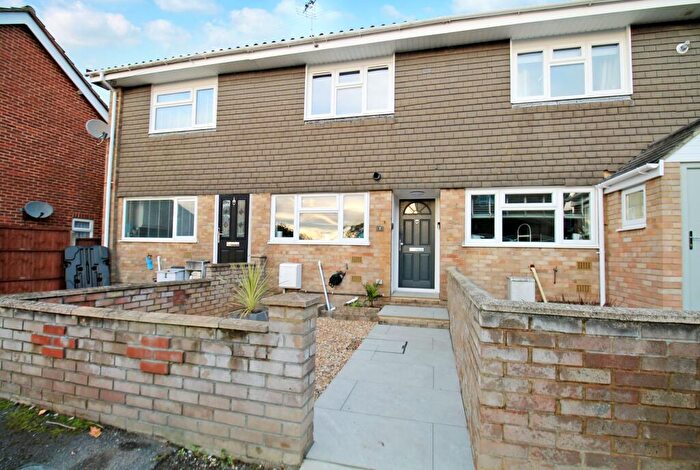 2 Bedroom Terraced House For Sale In Range Gardens, Sholing, SO19
