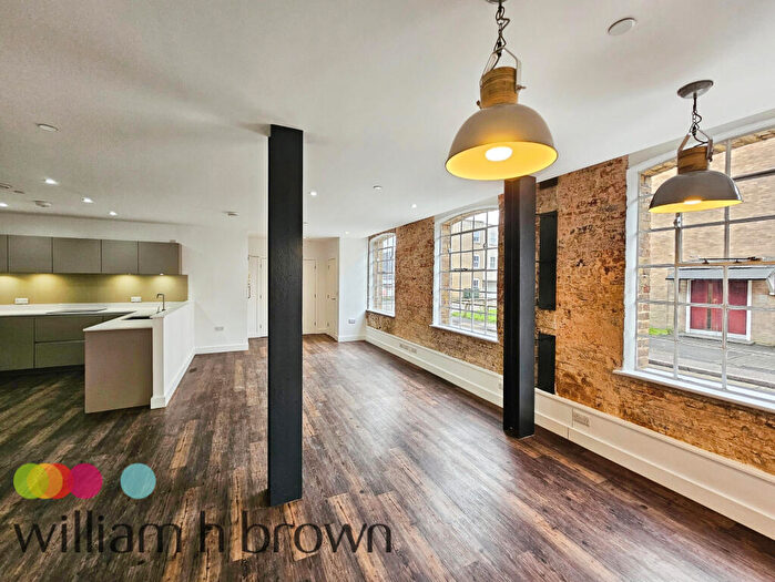 2 Bedroom Flat To Rent In Mildmay Road, Chelmsford, CM2