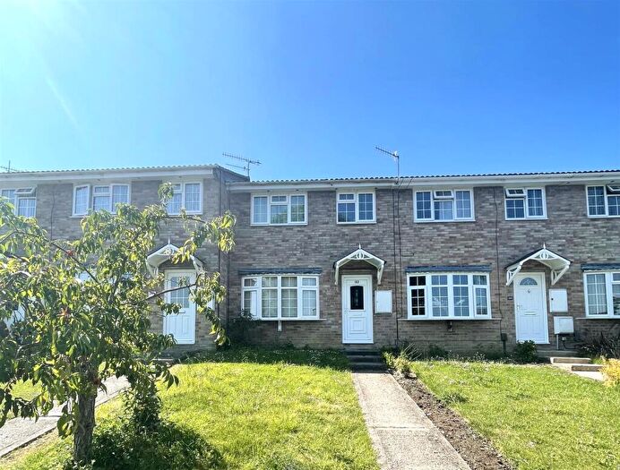 3 Bedroom Terraced House To Rent In Avonmead, Swindon, SN25