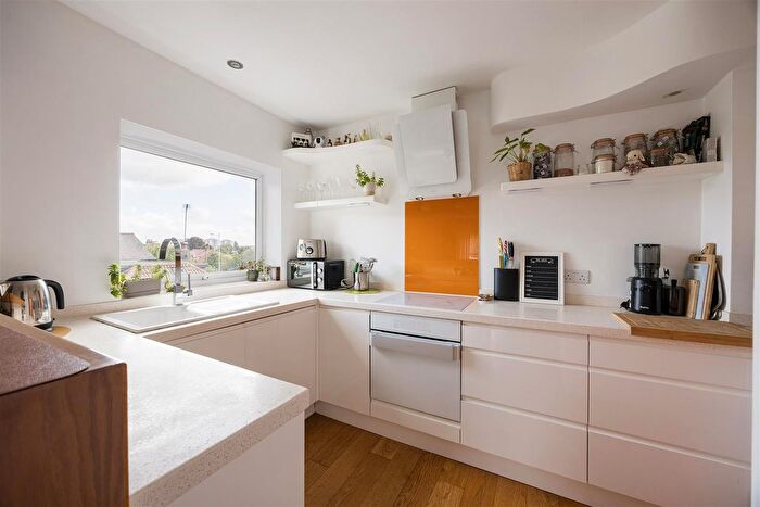 2 Bedroom Flat For Sale In Diana Close, South Woodford, E18
