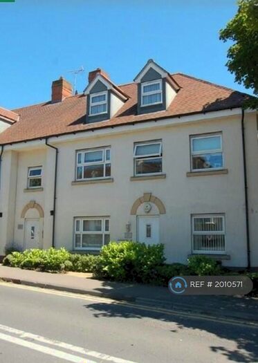 2 Bedroom Flat To Rent In Hockley Road, Rayleigh, SS6