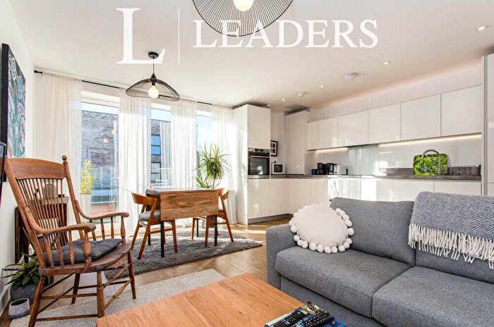 1 Bedroom Apartment For Sale In Poulter Walk, Trumpington, Cambridge, CB2