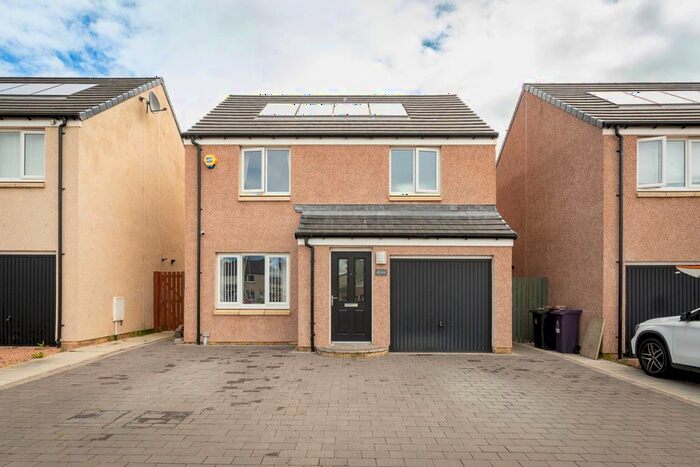 3 Bedroom Detached House For Sale In Finlay Crescent, Arbroath, Angus, DD11
