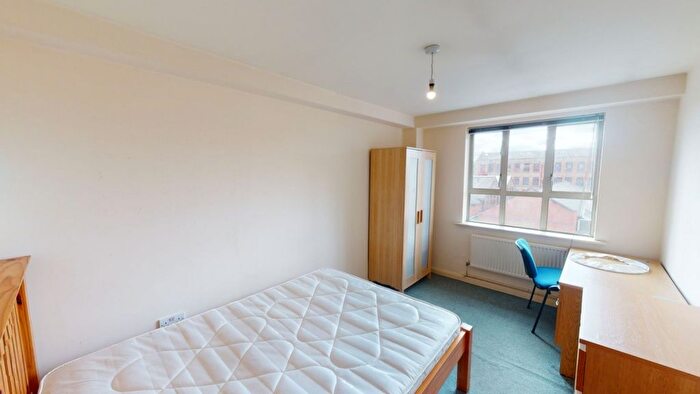 2 Bedroom Flat To Rent In Royal Victoria Court Gamble Street, Nottingham, NG7