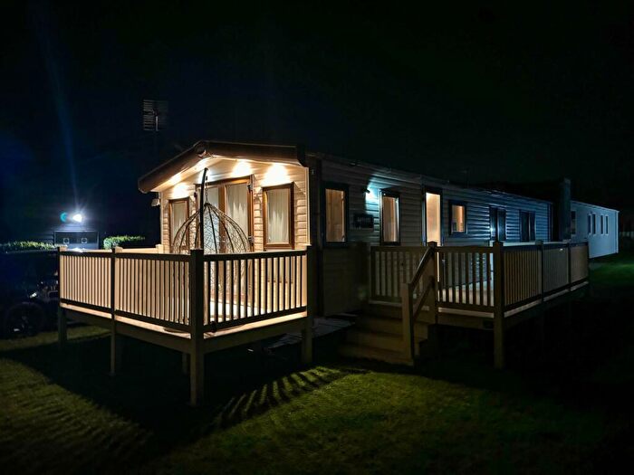 2 Bedroom Park Home For Sale In Poplars Way, Naze Marine Holiday Park, Walton-on-the-Naze, Walton-on-the-Naze, CO14