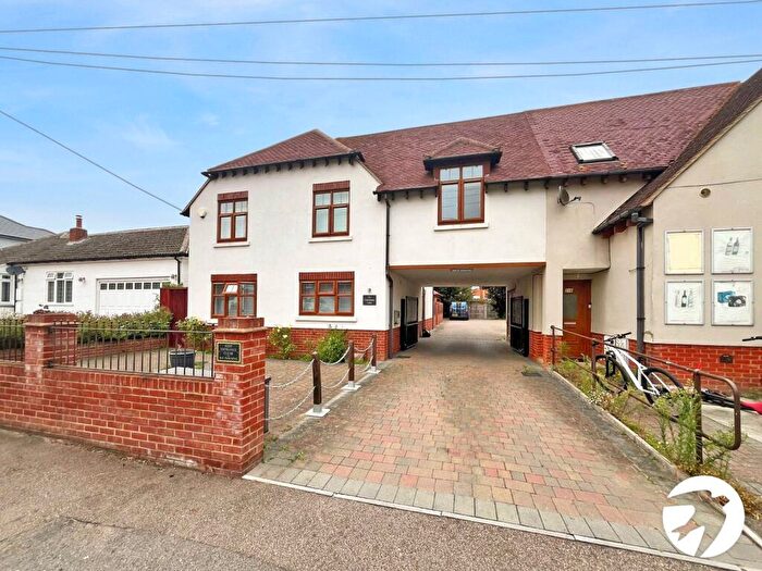 2 Bedroom Flat To Rent In Christmas Lane, High Halstow, Rochester, Kent, ME3