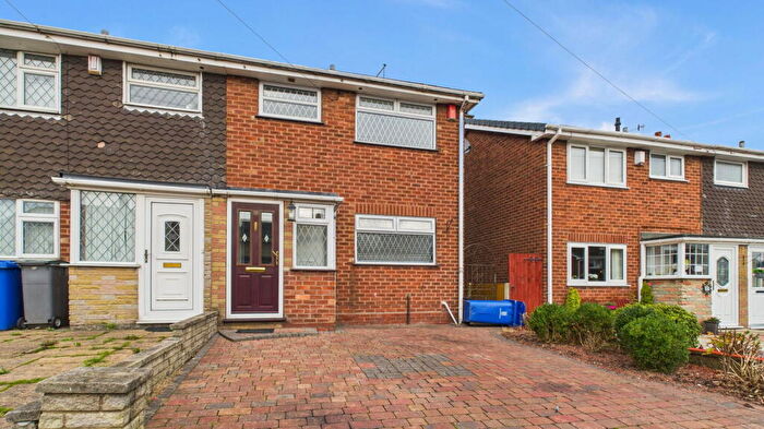 3 Bedroom Semi-Detached House For Sale In Ludbrook Road, Stoke-on-trent, ST4