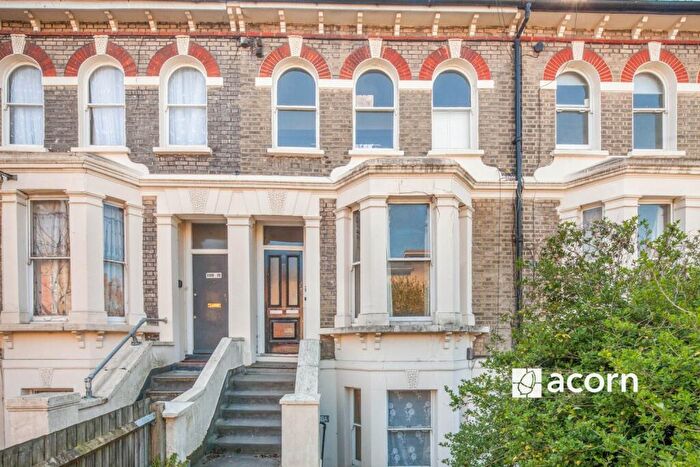 1 Bedroom Flat To Rent In Linden Grove, SE15