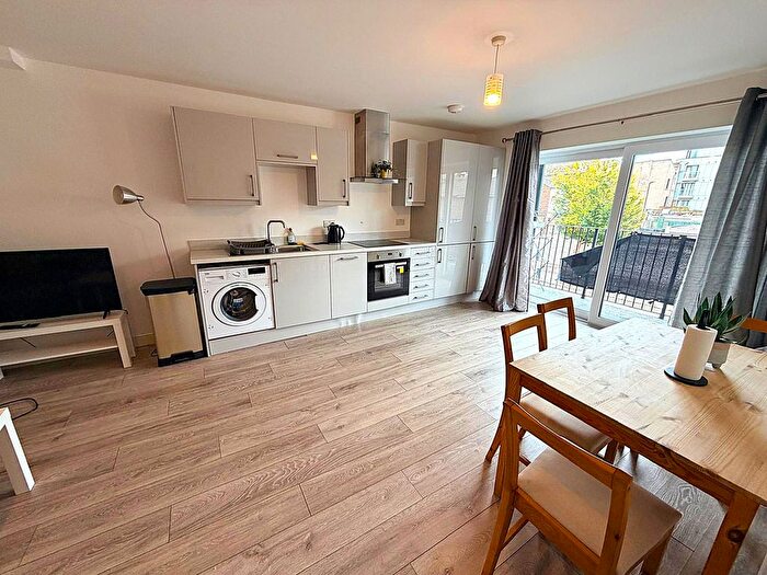 1 Bedroom Flat To Rent In Parker Street, Royal Dock, London, E16