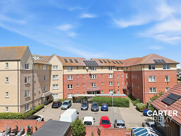 2 Bedroom Flat For Sale In Herschell Court, Basildon, SS14