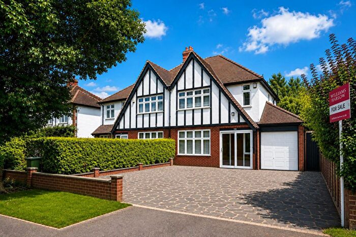 3 Bedroom Semi-Detached House For Sale In Belmont Rise, Cheam, SM2