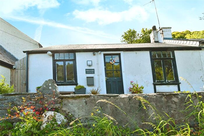 2 Bedroom Semi-Detached House For Sale In Dinas Cross, Newport, Pembrokeshire, SA42