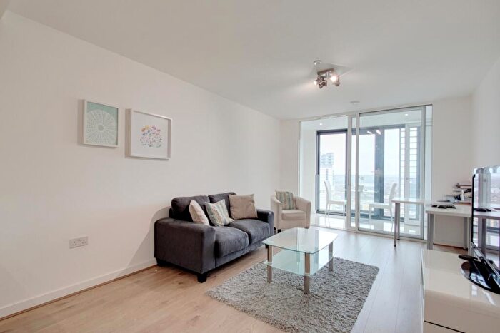 1 Bedroom Penthouse To Rent In Station Street London, E15