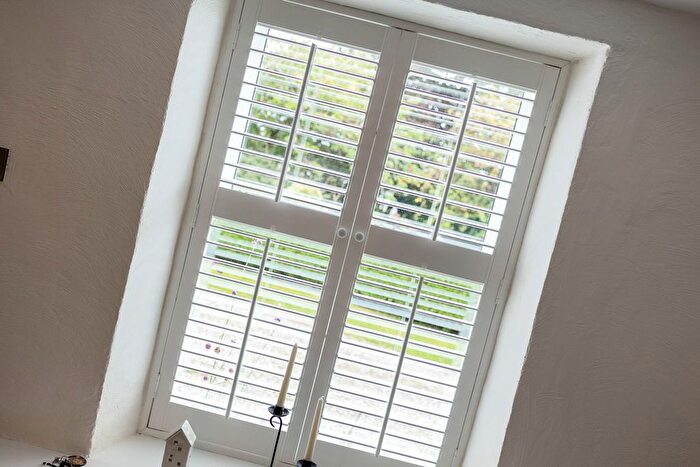 2 Bedroom Cottage For Sale In Lake View, Belmont, Bolton, BL7