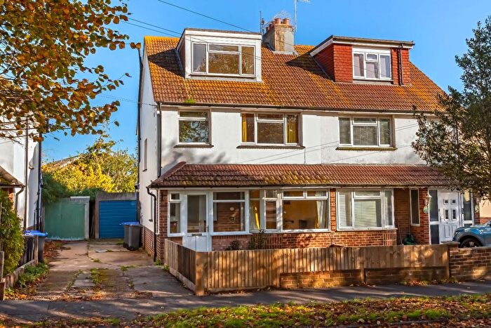 4 Bedroom Property For Sale In Monks Avenue, Lancing, BN15