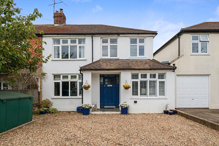 5 Bedroom Semi-detached House For Sale In Balmoral Crescent, West Molesey, KT8