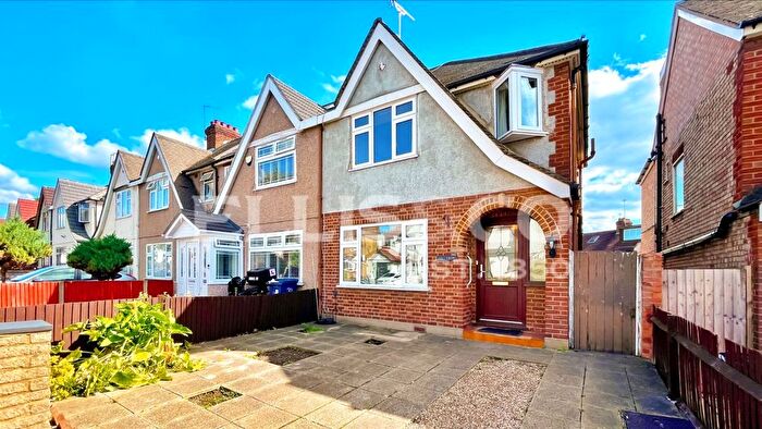 3 Bedroom End Terrace House To Rent In Worcester Gardens, Greenford, UB6