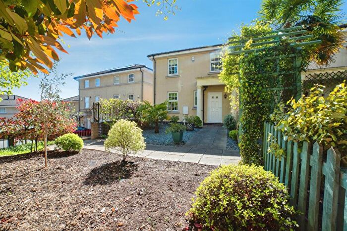 3 Bedroom Semi-Detached House For Sale In Limegate Mews, Littleover, Derby, DE23