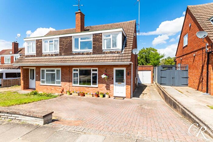 3 Bedroom Semi Detached House For Sale In Nettleton Road, Benhall, GL51