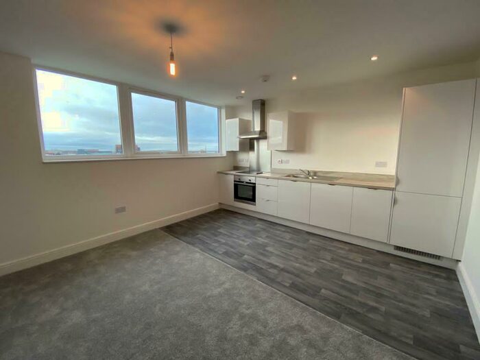 Apartment To Rent In Town Centre, SN1