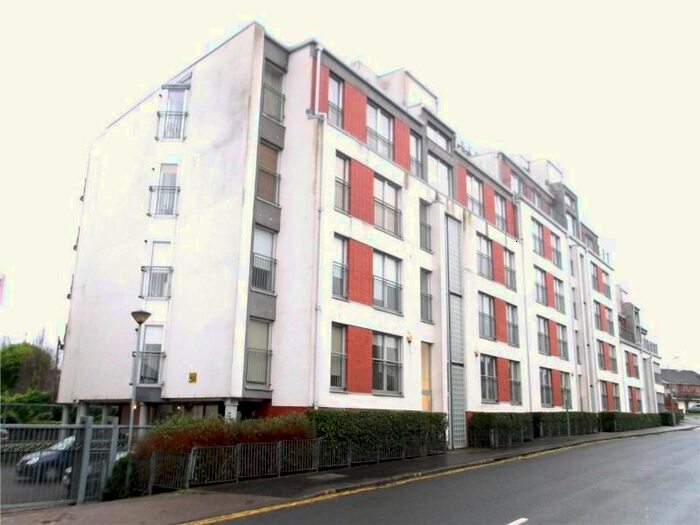 2 Bedroom Flat To Rent In Ascot Gate, Anniesland, Glasgow, G12