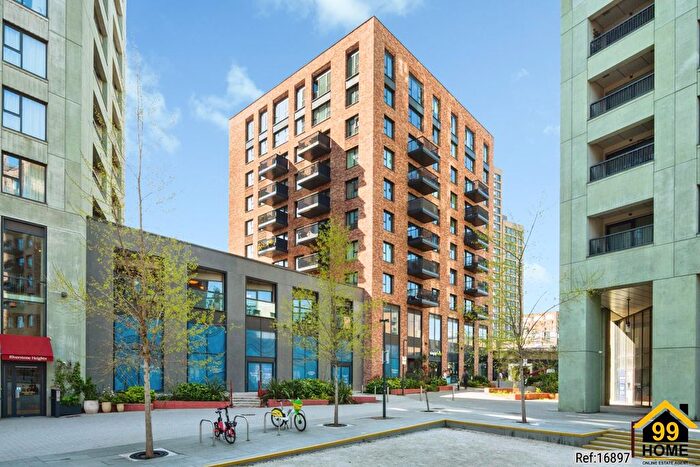 1 Bedroom Flat For Sale In Riverstone Heights, London Borough Of Tower Hamlets, E3