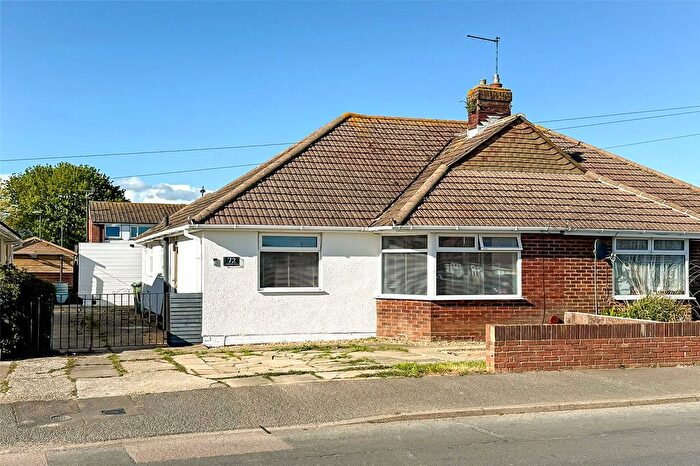 3 Bedroom Bungalow For Sale In Courtwick Road, Littlehampton, West Sussex, BN17