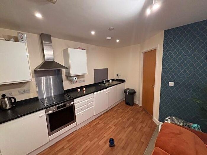 2 Bedroom Flat For Sale In Gower Street, Derby, DE1